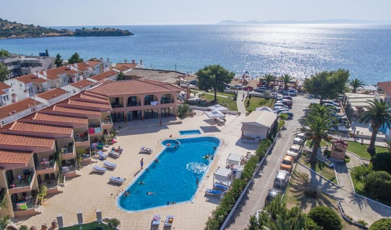 Хотел Toroni Blue Sea 2+*
